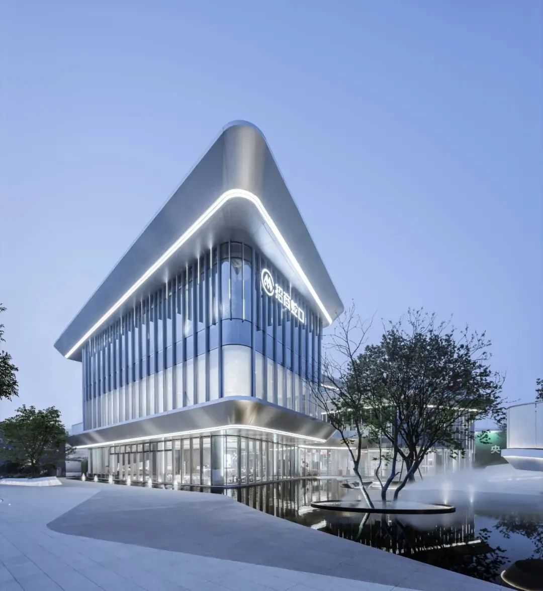 中营腾憬｜示范区如何通过玻璃做出亮点，设计+选材+施工工艺