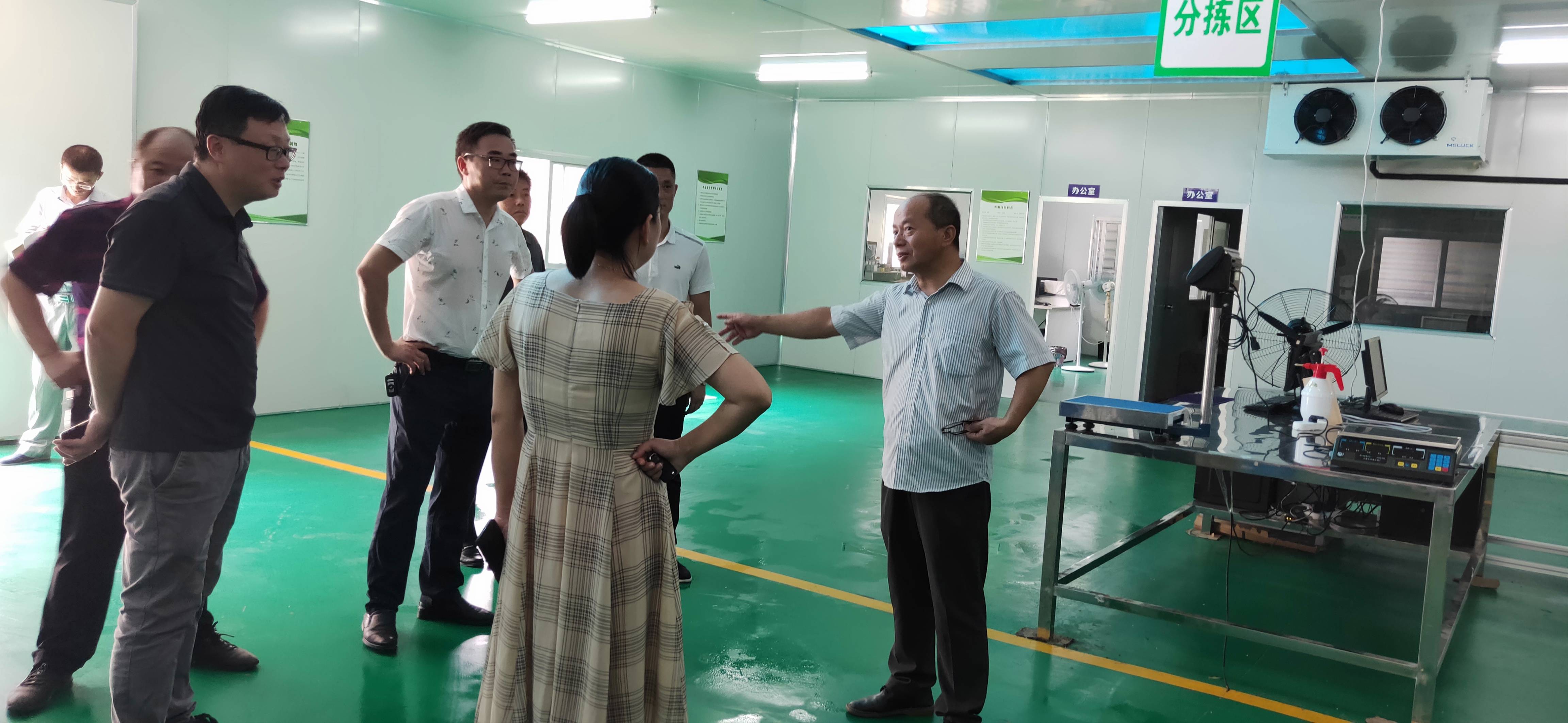 刘建生态养殖,刘建新脱贫攻坚战视频