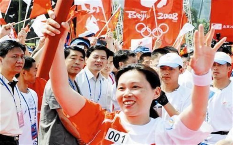 女排郑美珠的家庭,郑美珠丈夫简介