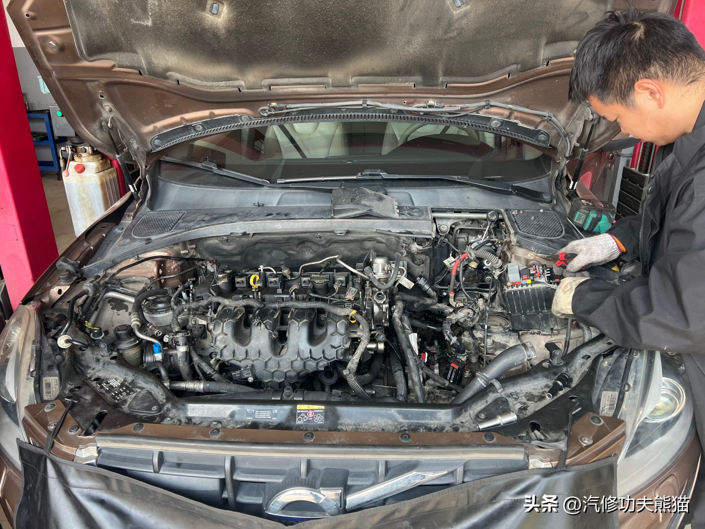 沃尔沃xc60十年老车,最新款沃尔沃xc60烧机油是通病吗