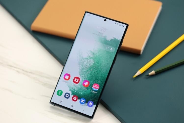 三星s22ultra2亿像素机皇性能,三星galaxys22ultra对比s21ultra