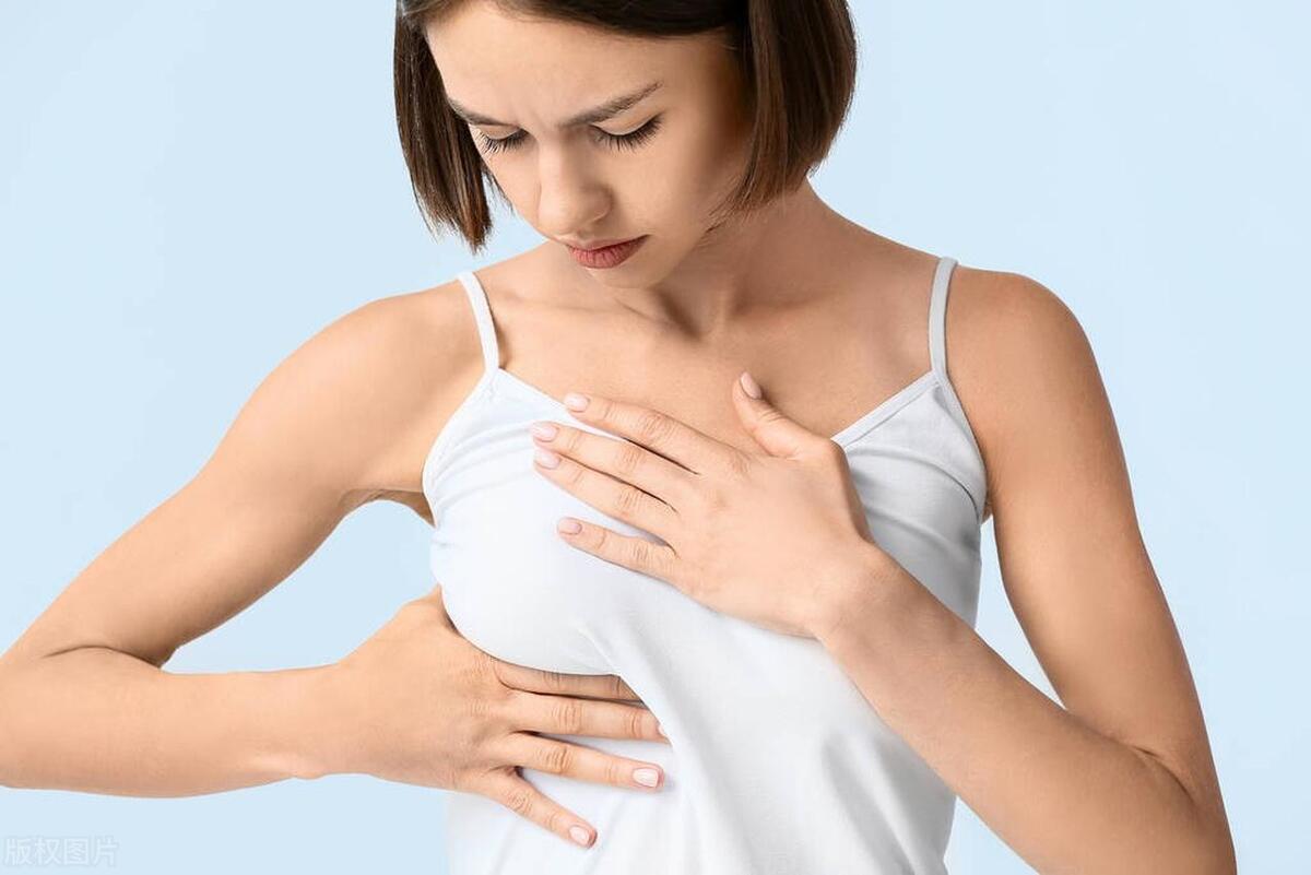 老公肺癌晚期，前天亲吻时，我突然嘴里咸咸的，老公吐痰了？