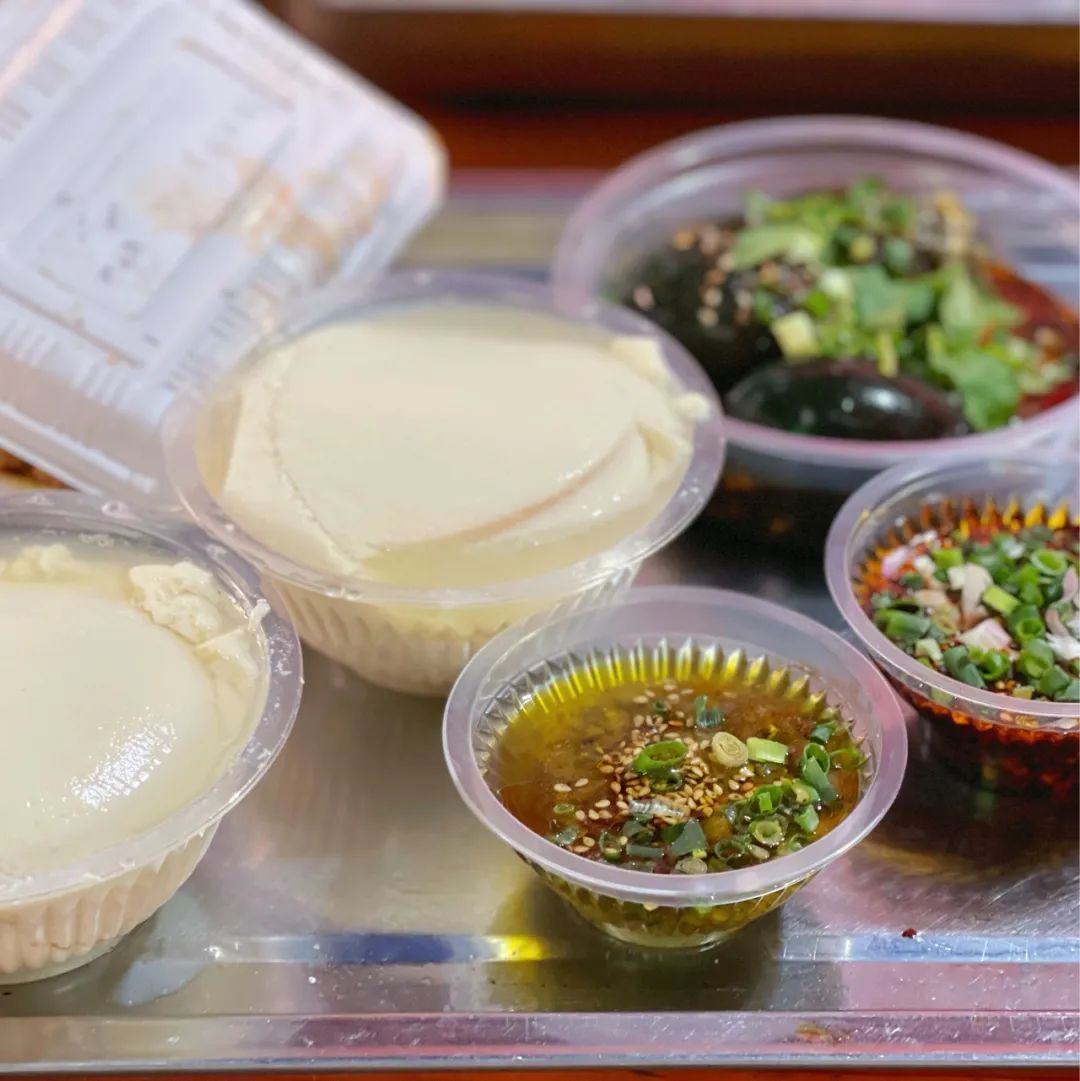 朝天门美食批发市场盒饭,朝天门批发市场美食推荐