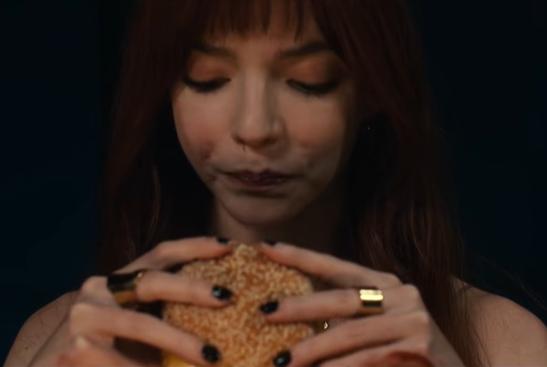 豆瓣评分6.5，为什么能得“最佳剧本”奖？详解《菜单》到底讲啥