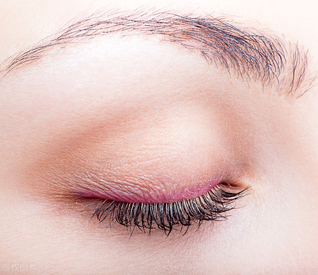 眼睛疲劳怎么缓解,眼睛模糊一招恢复