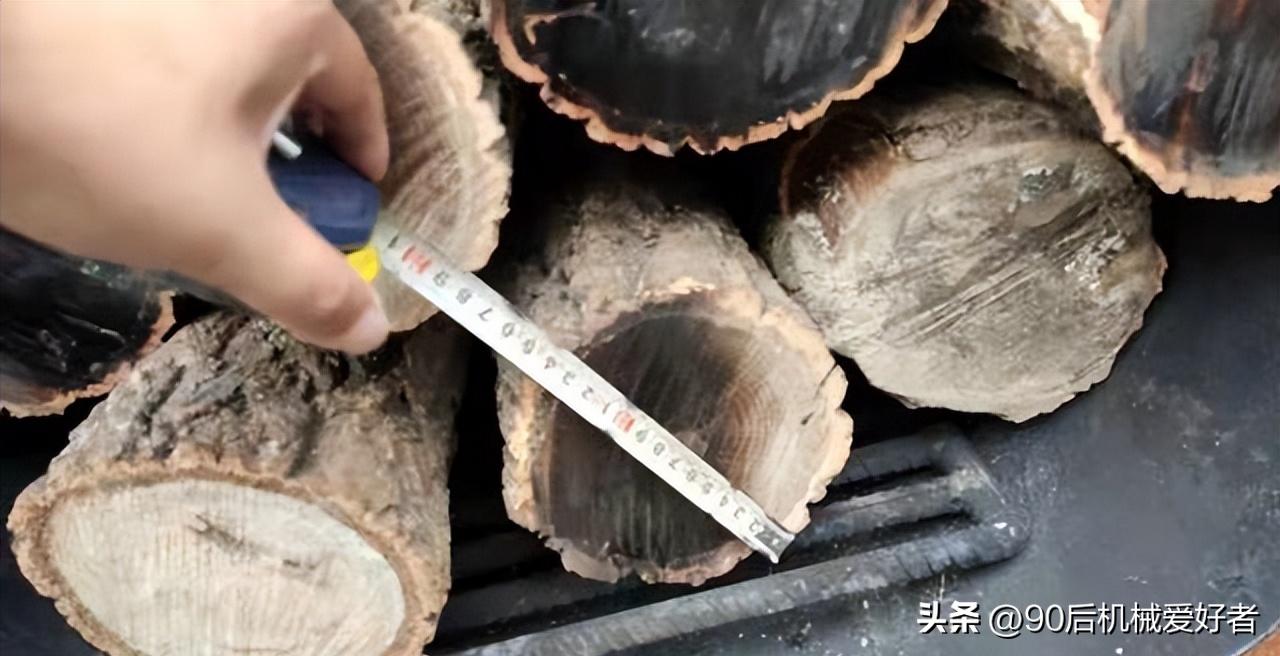 河南卧式干馏炭化炉使用方法,卧式炭化炉能炭化什么材料