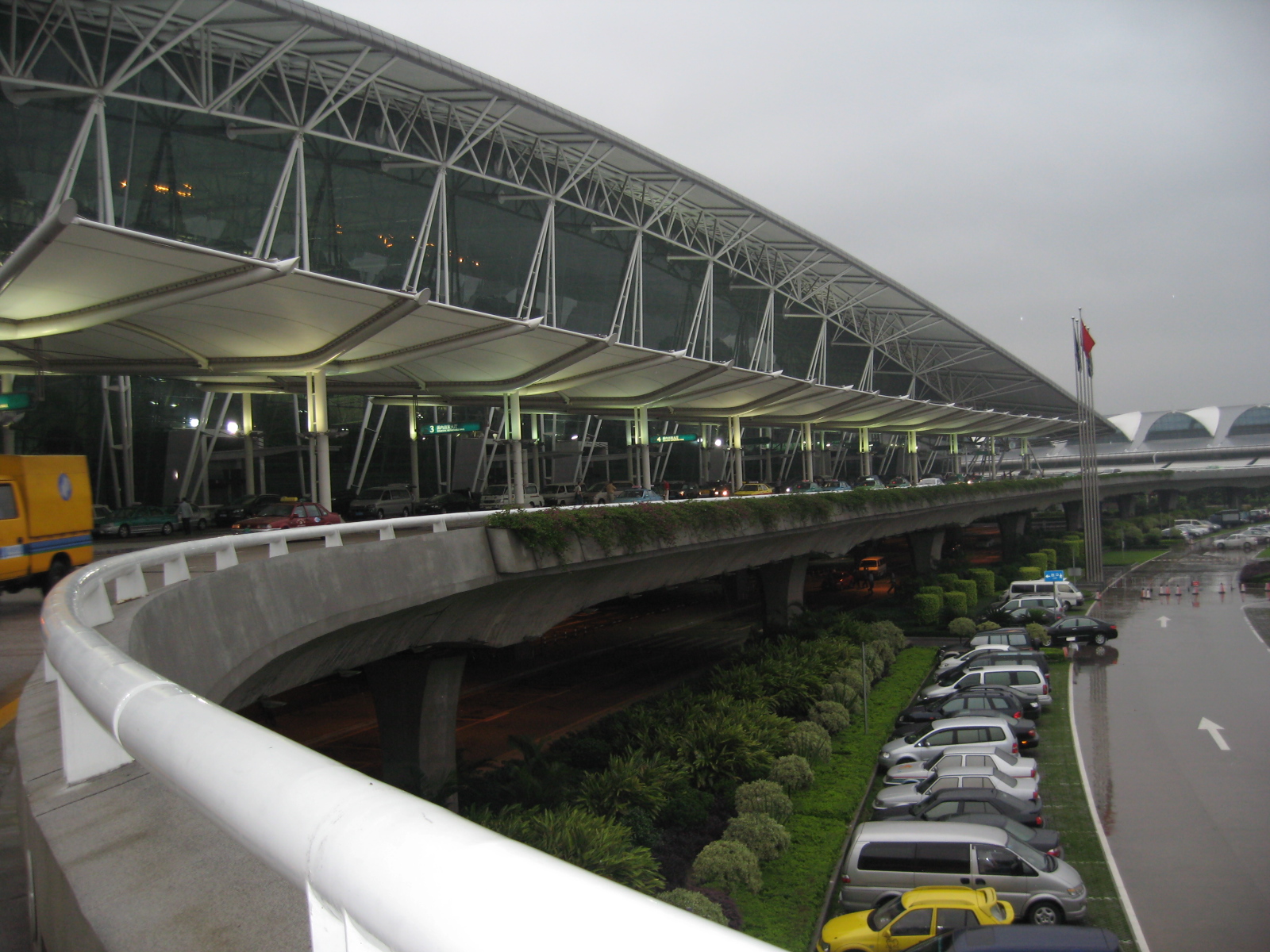 以前的西贡市和现在的胡志明市 (柬埔寨西贡和越南西贡)