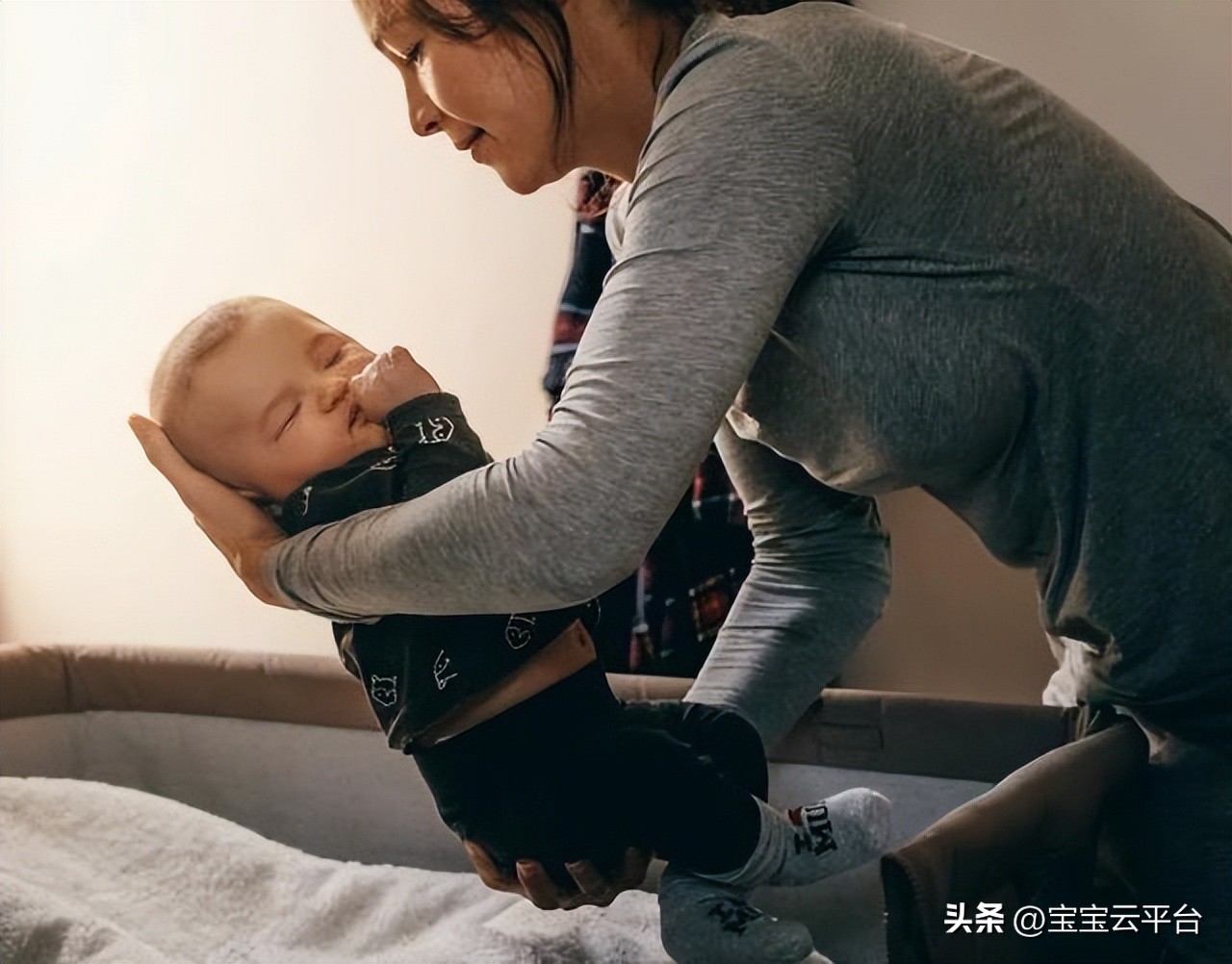 那些你必须知道的事，宝宝满月前的护理重点！新手爸妈必看！