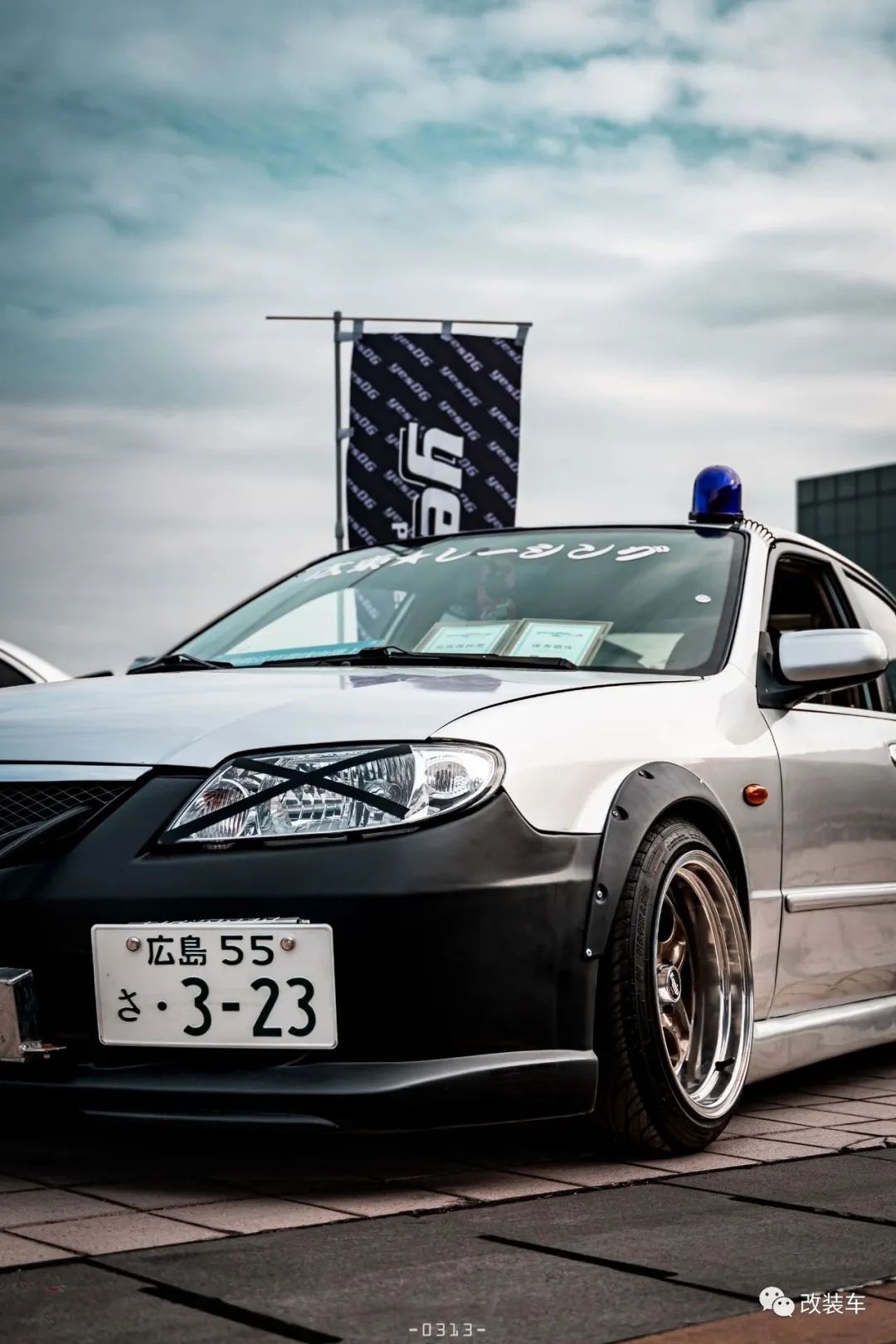 马自达323玩漂移,马自达323狂飙