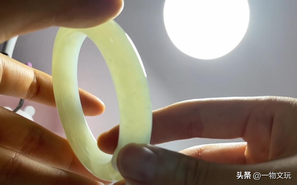 最像和田玉的岫玉,为什么有人说岫玉就是和田玉