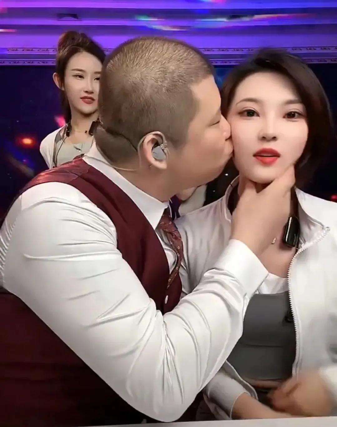 网红二驴卖假马丁靴怎么处理的,网红二驴卖假货怎么处理的