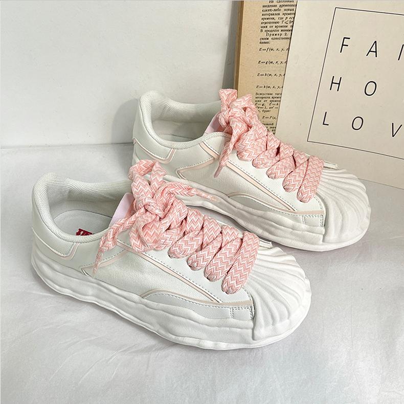 50多岁女人冬季穿什么鞋子好看,50岁女性穿什么鞋子百搭