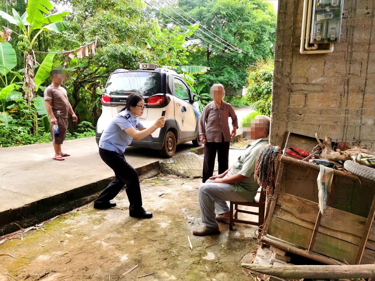公安为民为企服务,平南公安便民服务