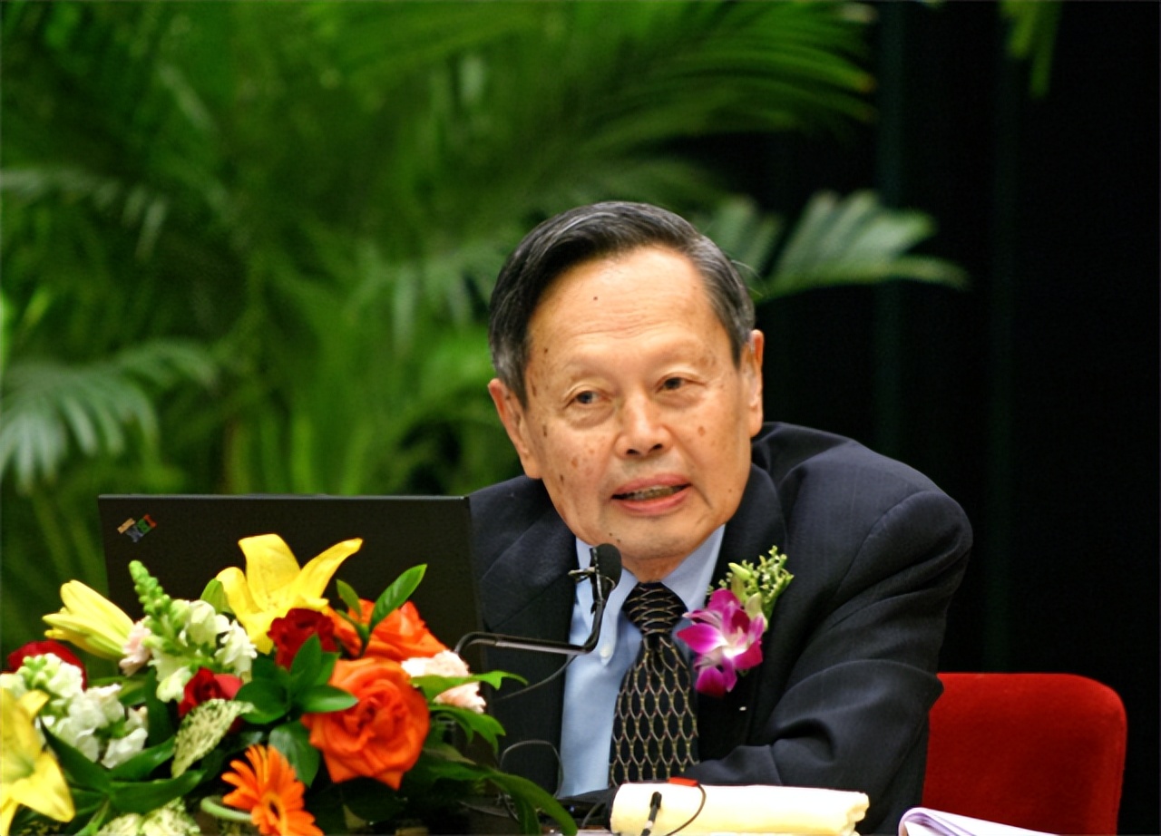 翁帆继承了杨振宁的别墅吗,杨振宁给翁帆留一套房子