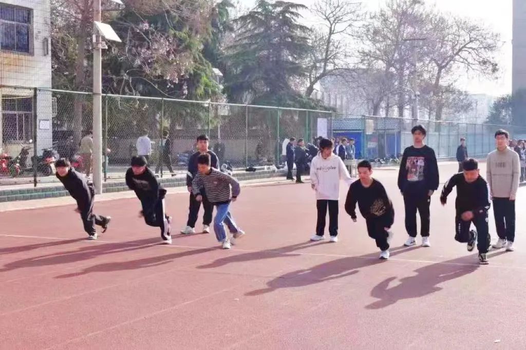 高三体育达标项目,高三体育达标测试标准