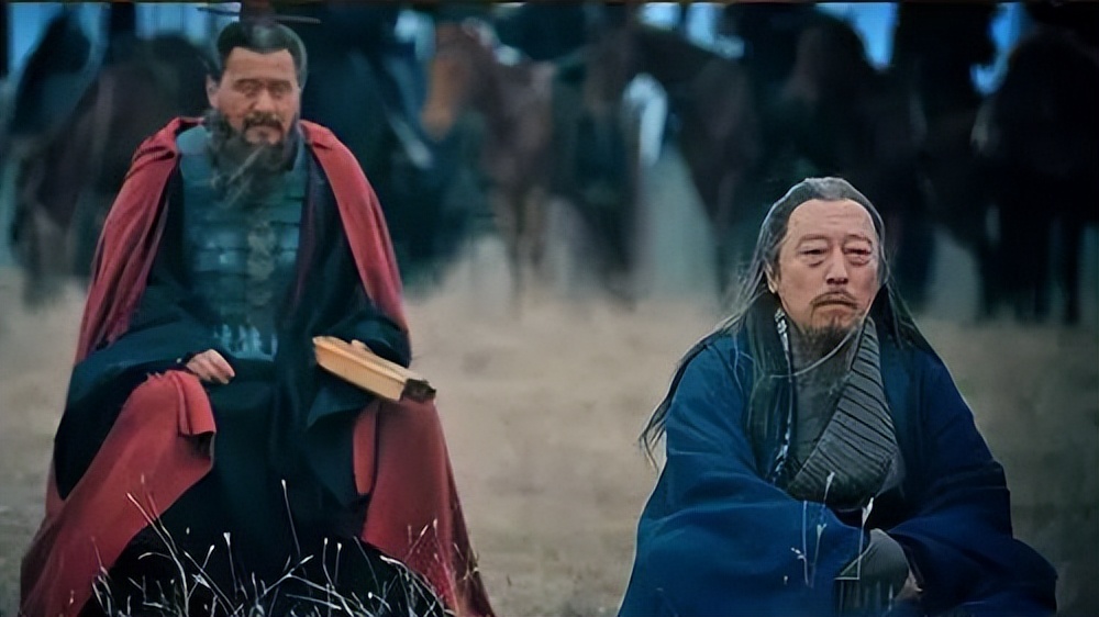 乾卦第一卦潜龙勿用,从易经乾卦看人生智慧