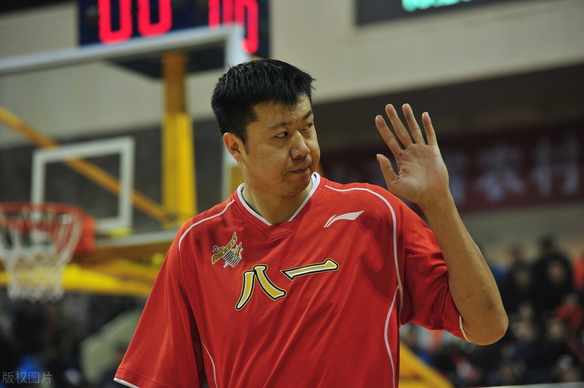 姚明cba各项数据纪录,cba总决赛姚明51分21篮板