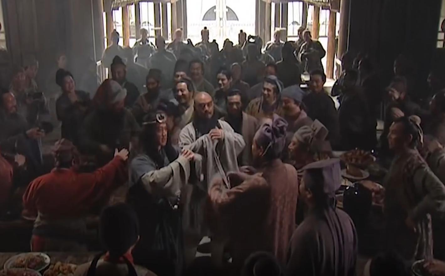 看水浒传替古人担忧,为什么看水浒传的人很少