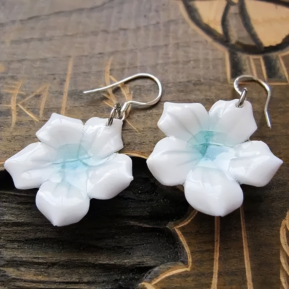 陶瓷山茶花,自然雅致的陶瓷