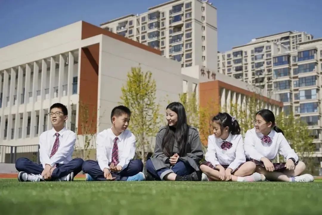 走进直播间|这所学校办学仅三年，实力不容小觑！