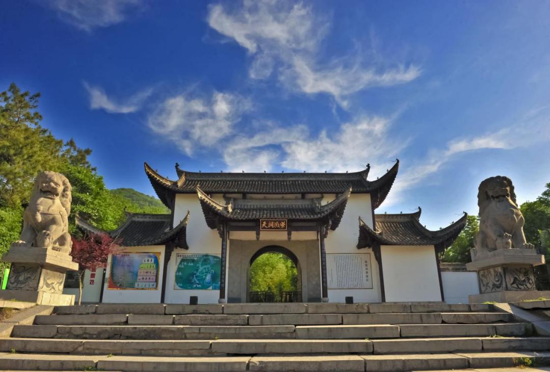 合肥大理旅游线路,合肥15天自驾游路线推荐表