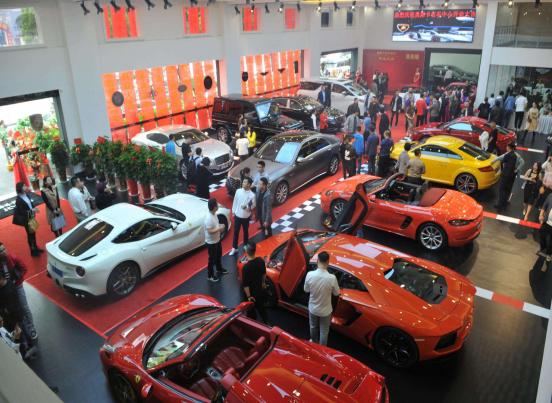 又一传统行业败了，曾有大量人“充面子”购买，现在降价都被嫌弃