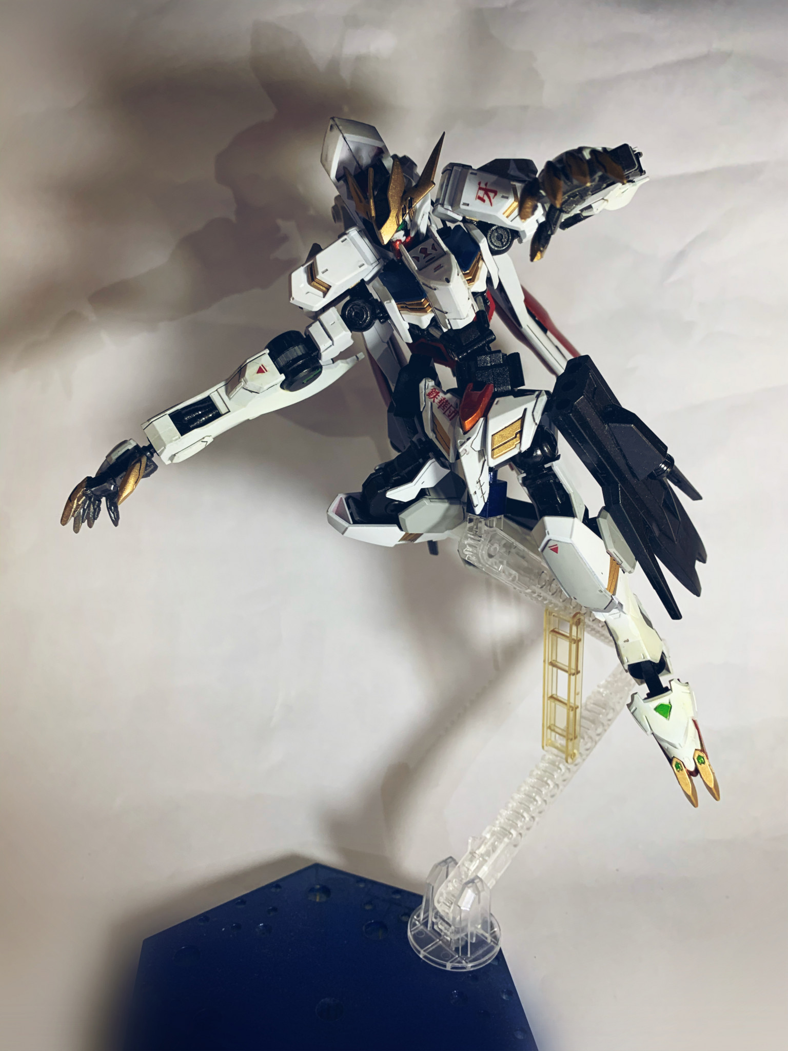 一趴变形，巴巴托斯牙狼模型