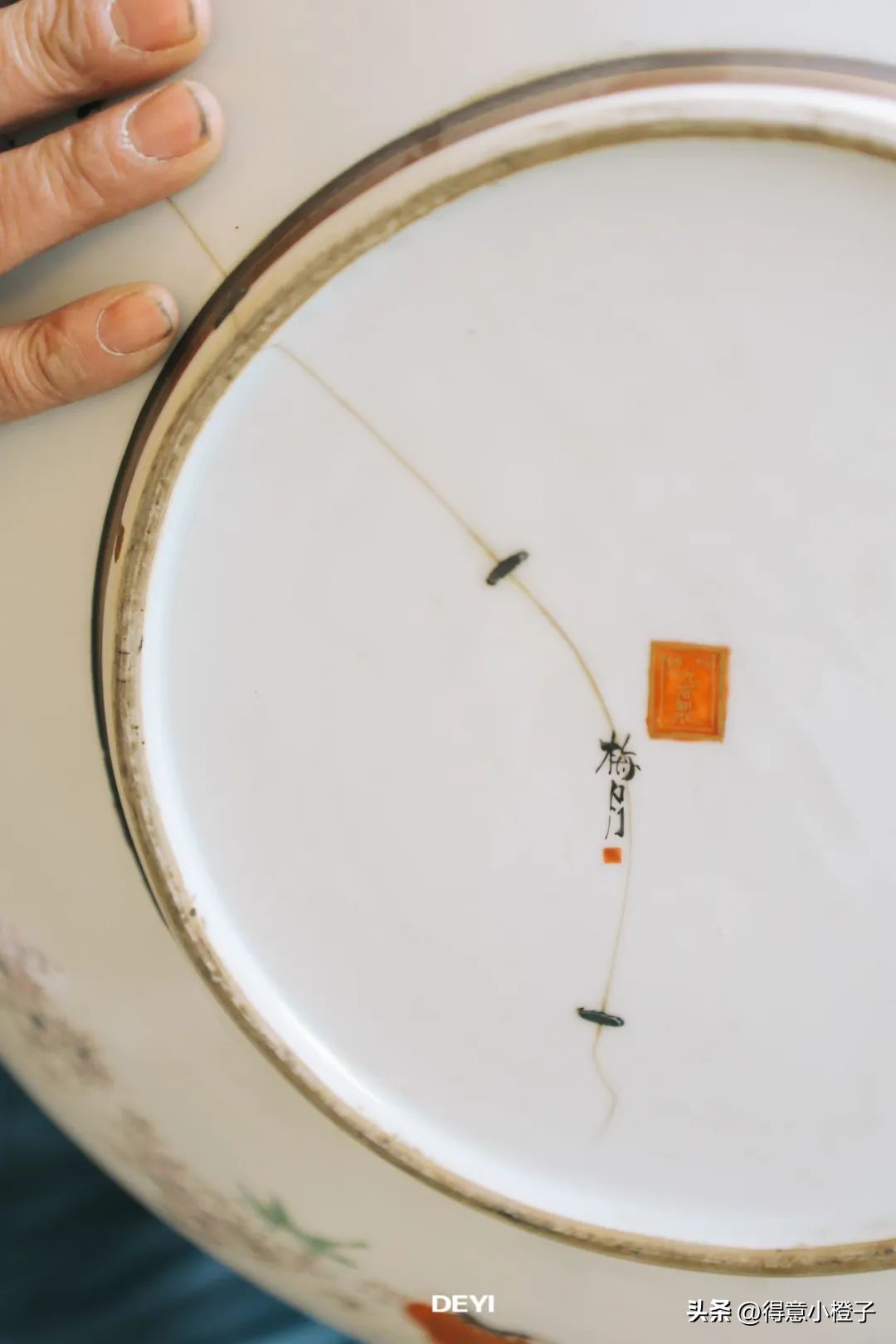 武汉这家藏在居民楼的瓷器仓库，从10元到万元，钱包兜不住！