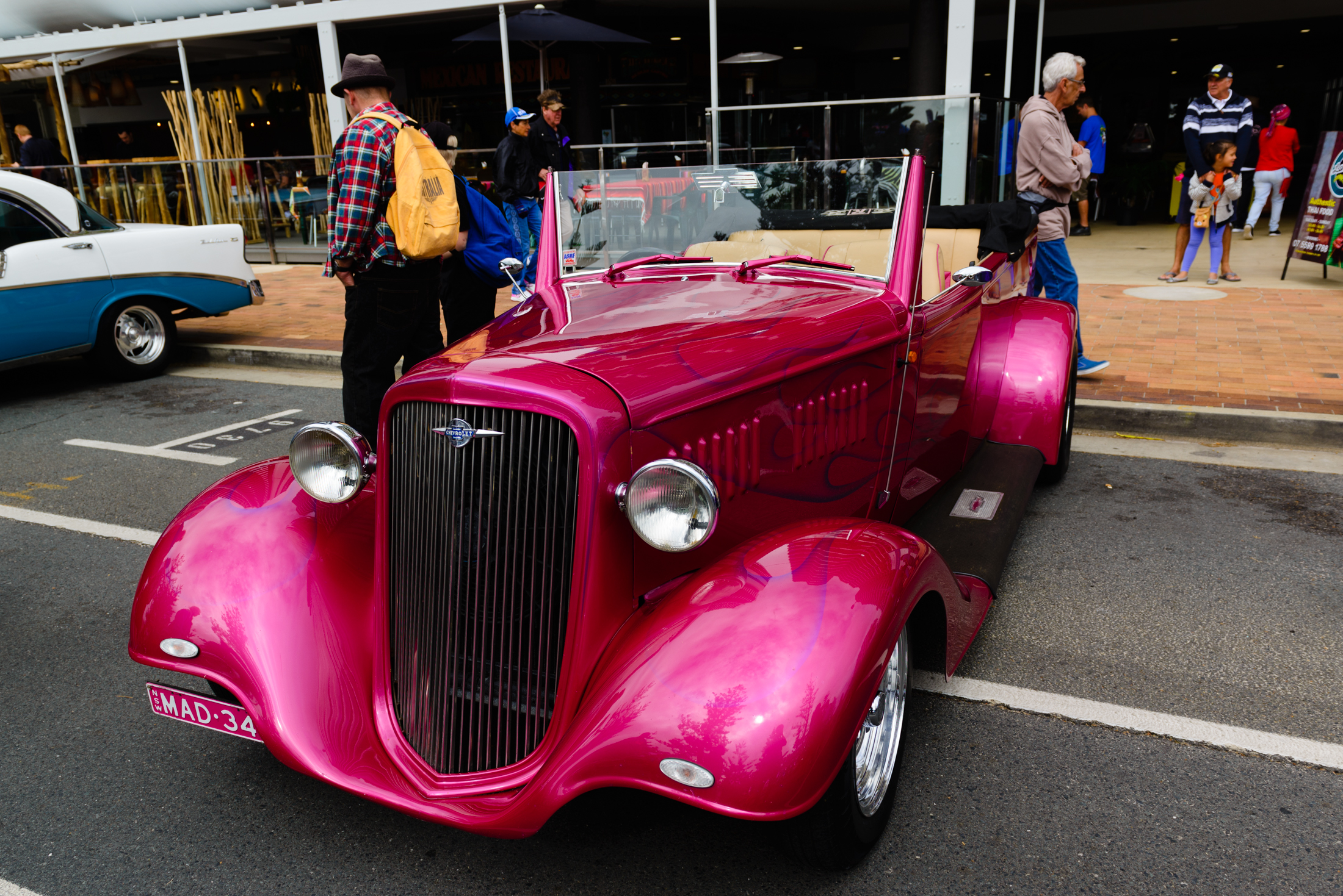 德国古董老爷车专卖店,布加迪古董老爷车