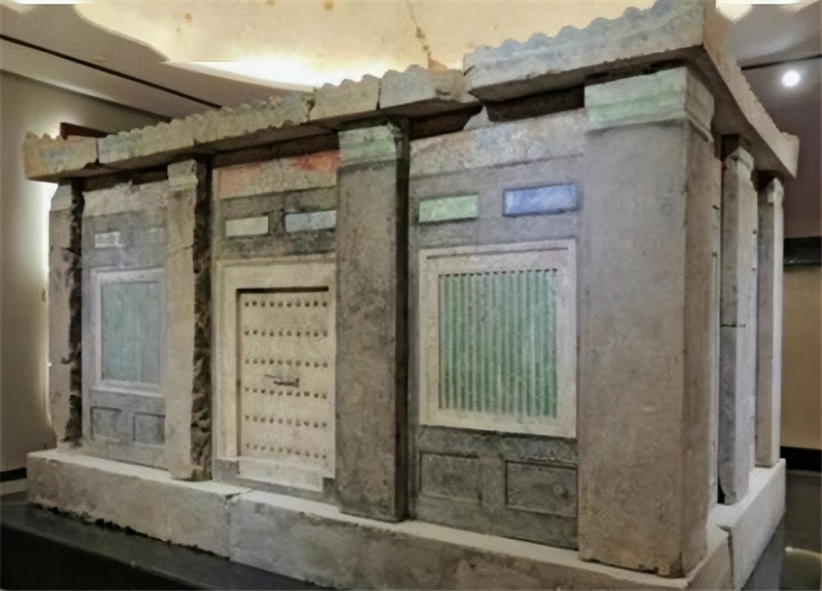 陕西考古发现古墓千年女尸,古墓挖出27吨国宝