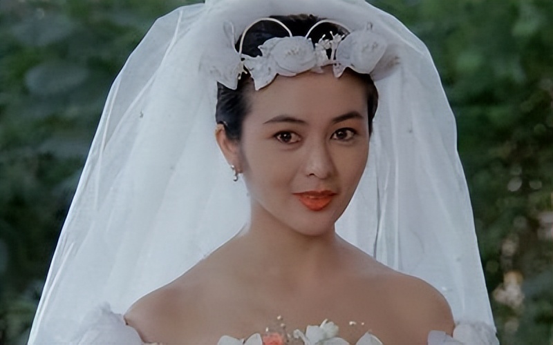 关之琳以往的几段恋情 (关之琳一共有几次婚姻)