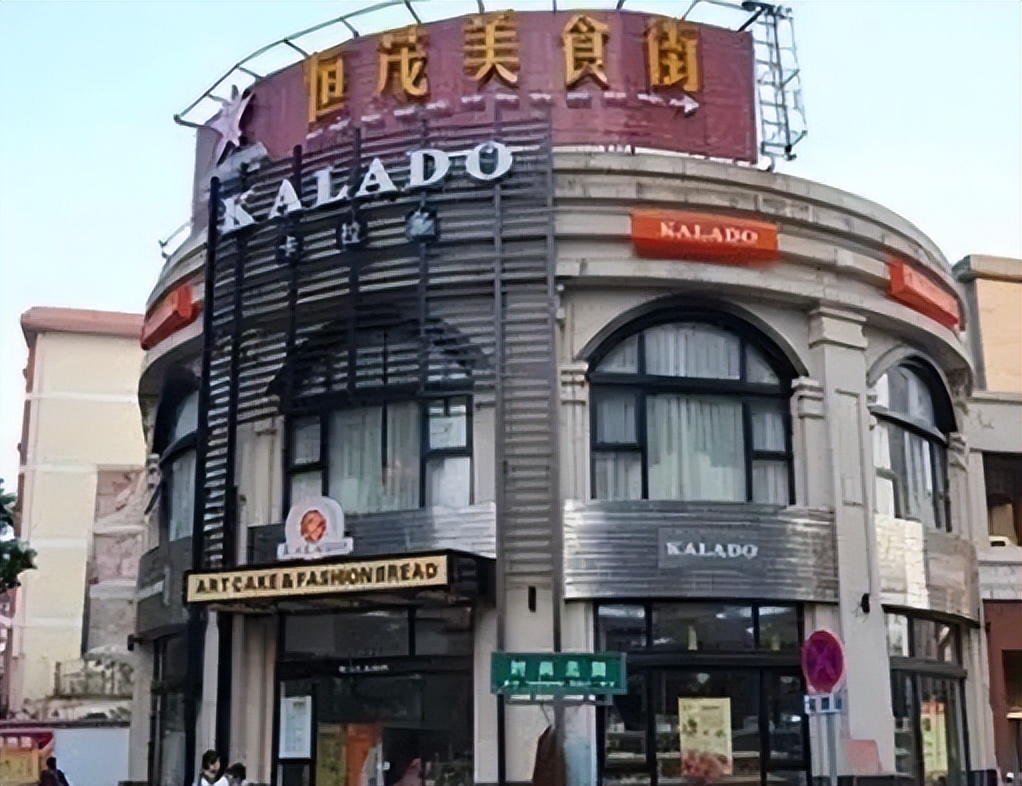 南昌红谷滩小吃街攻略视频,万寿宫老南昌美食小吃街攻略