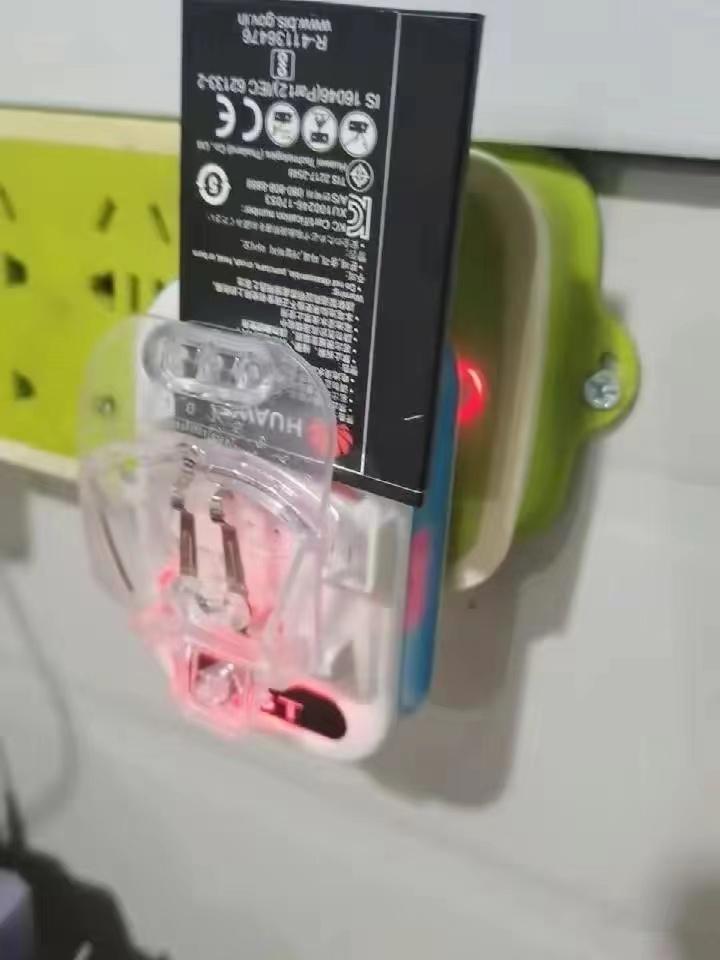 那个因发明“万能充”被保送清华的18岁男孩，如今怎么样了？