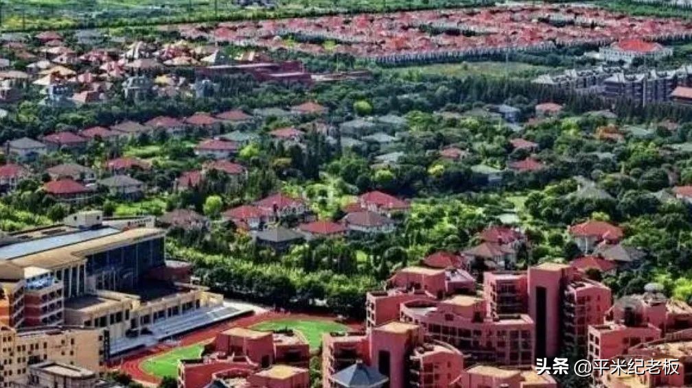 680万拿下顶尖九年一贯制学校，这个神秘社区，有多厉害？