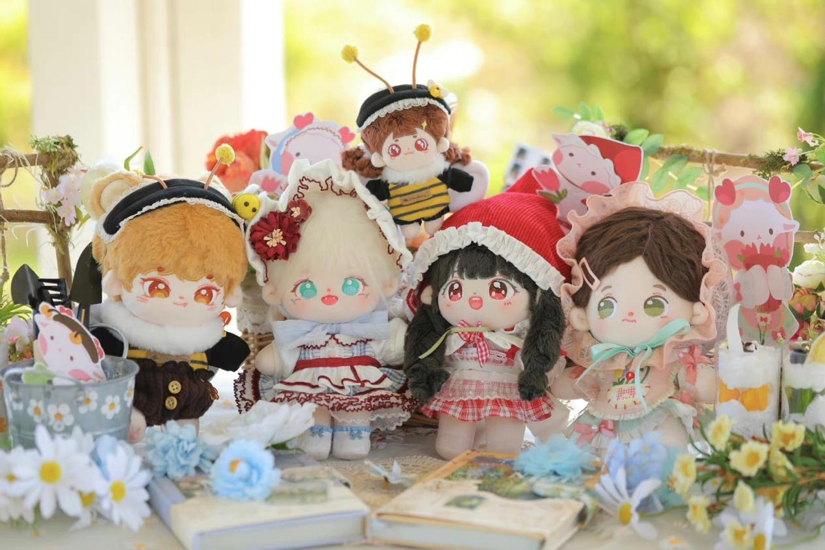 2022造物节潮玩新宠——棉花娃娃行业新秀“草莓宇宙”