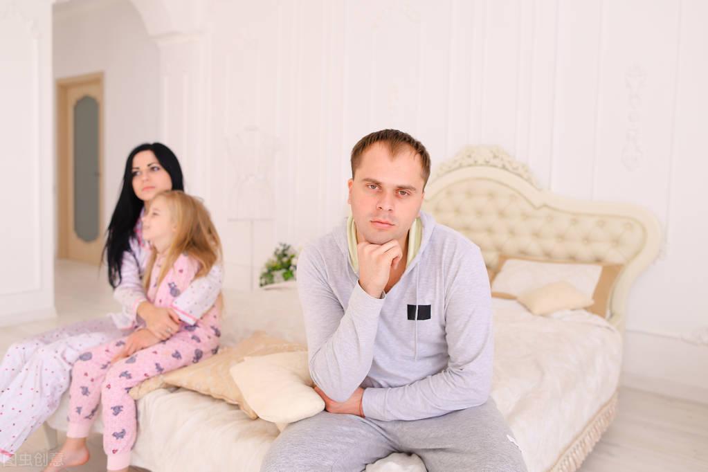 宝宝晚上总是翻来覆去的睡不踏实,宝宝晚上翻来覆去睡不安稳