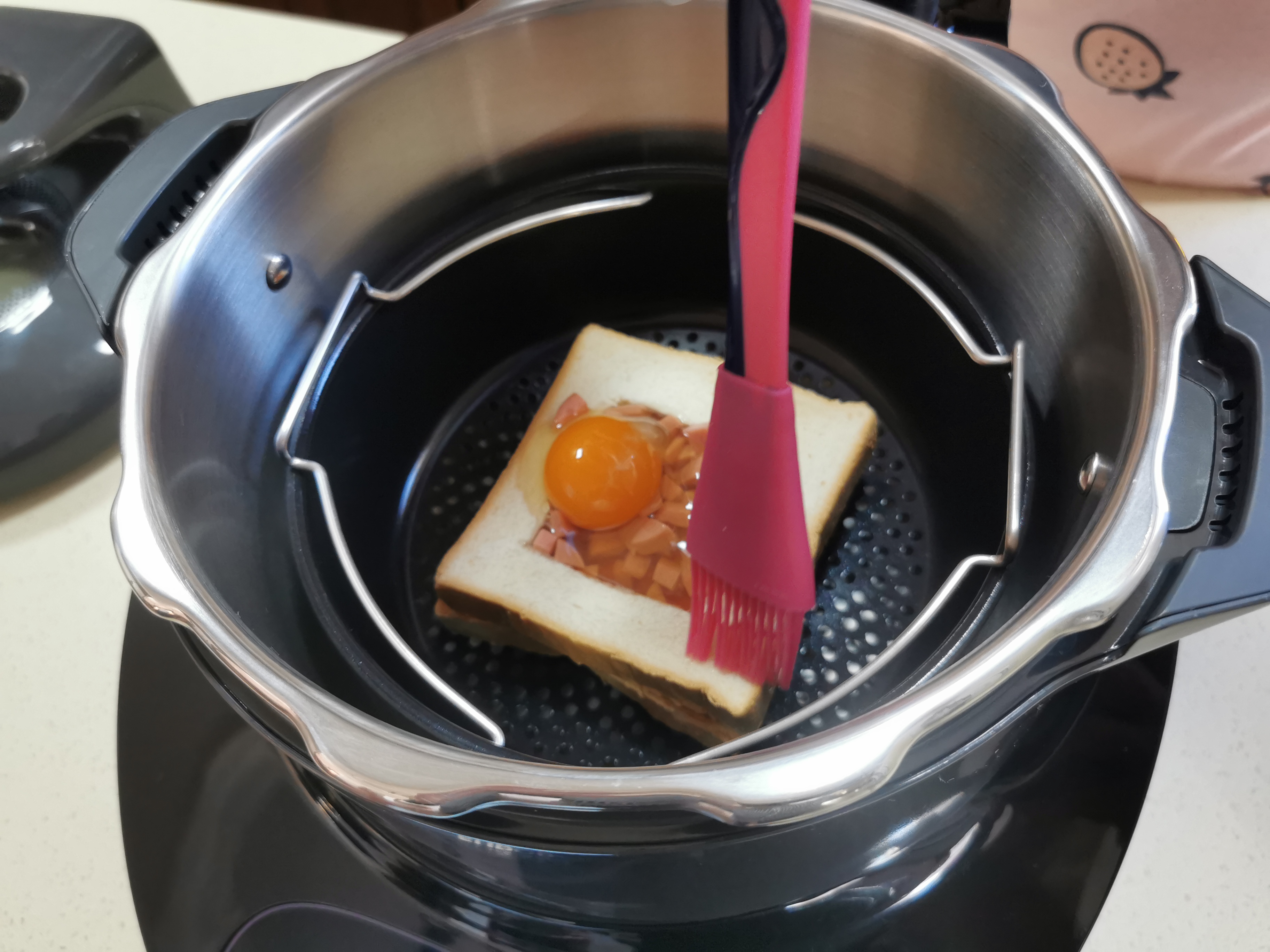 黑科技与顶级大厨交锋,厨房黑科技苏泊尔小c主厨料理机