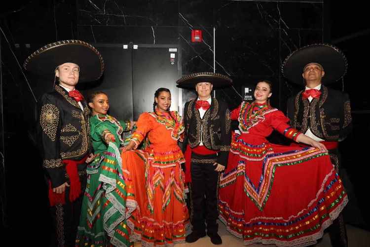 美国实力最大的州是哪一个,美国是50个州还是51个州