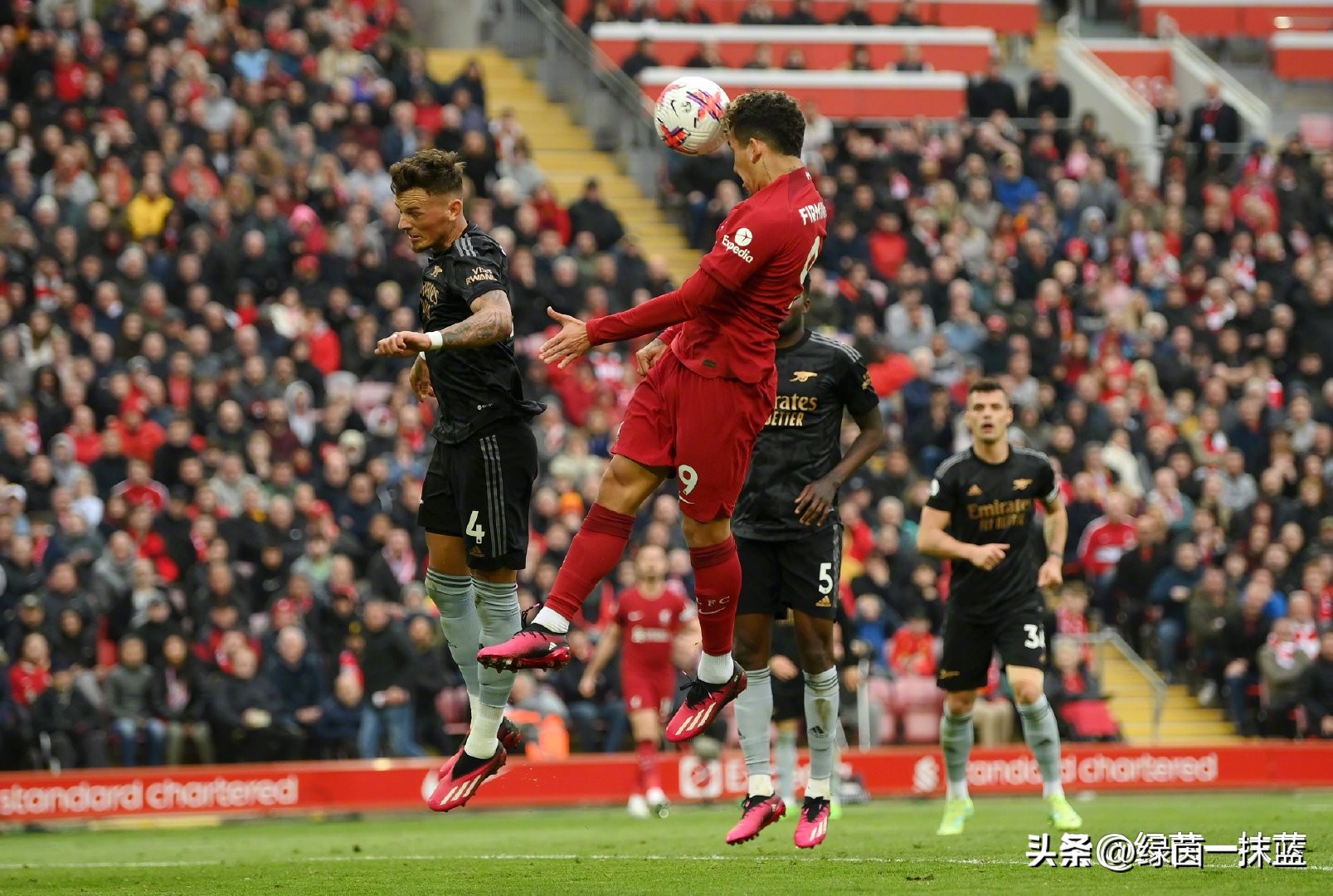 利物浦3-0萨拉赫罕见亮肌肉,天王山之战萨拉赫