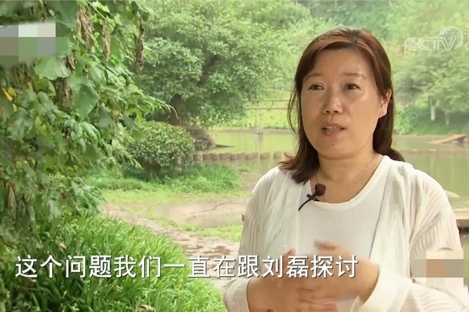 200亩荒山变成聚宝盆,愚公移苍山荒山化作聚宝盆