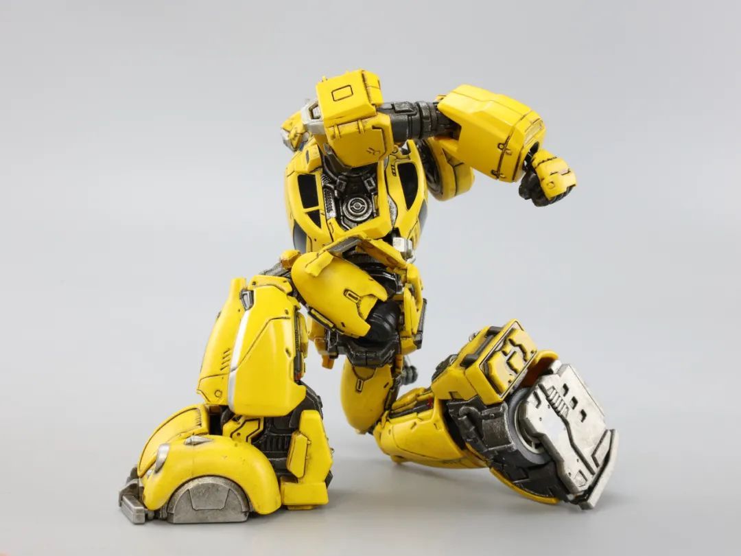 变形金刚塞伯坦大黄蜂开箱测评,大黄蜂变形金刚w8601测评