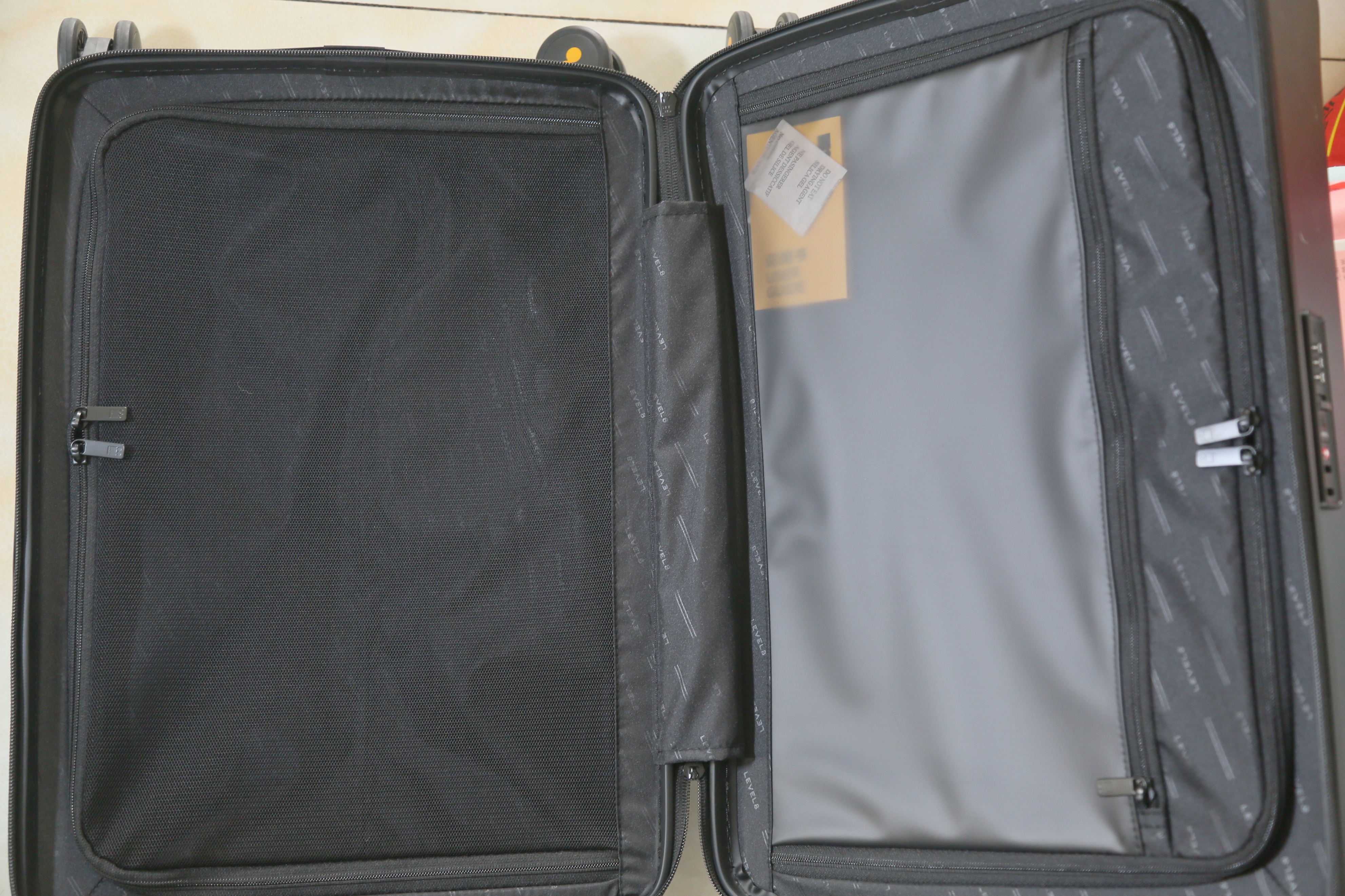 地平线8号行李箱和小米90分旅行箱,高端拉杆行李箱地平线8号