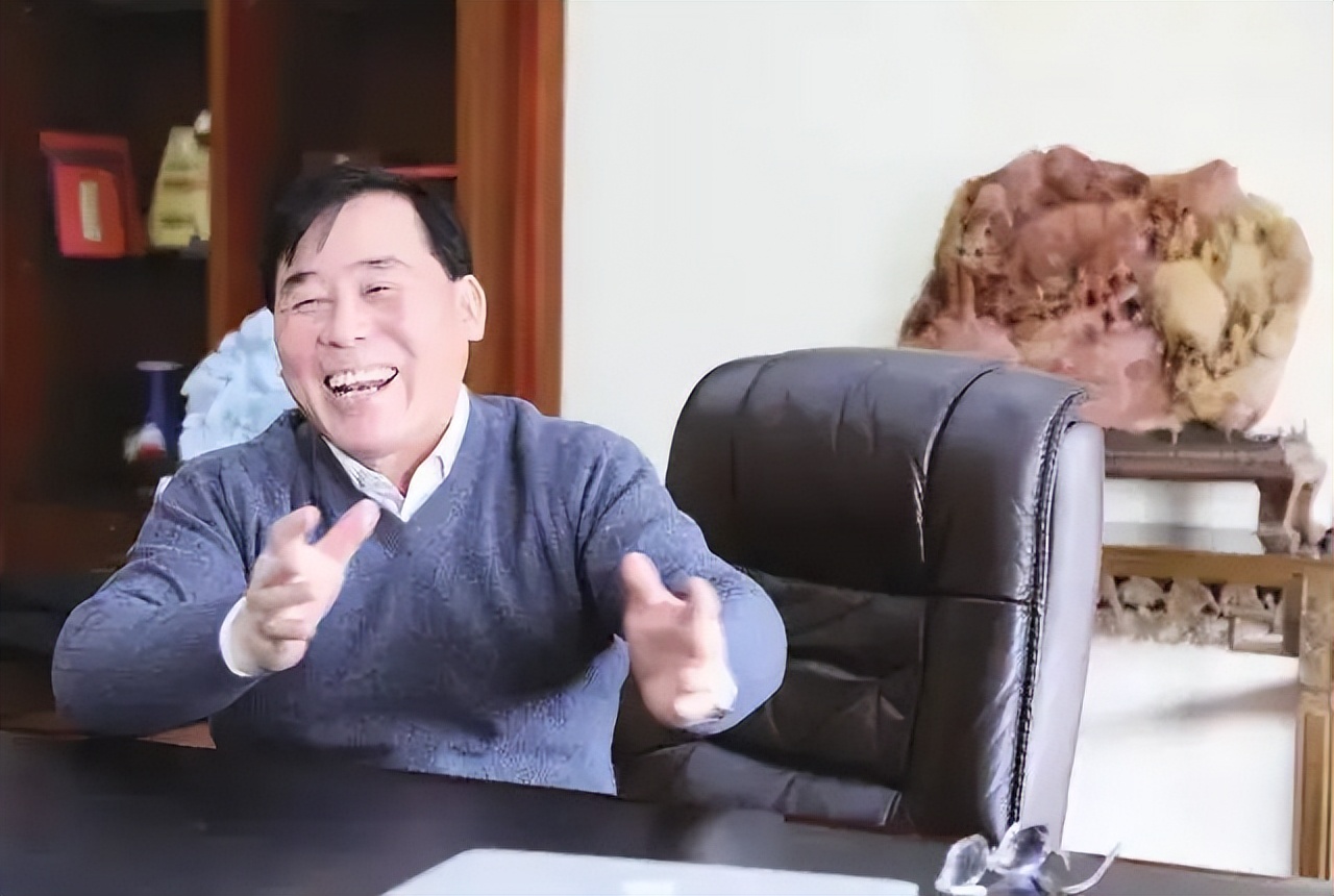 瀹佹尝棣栧瘜浠庨瀵屽埌鐮翠骇,涓浗棣栦綅鍏変紡棣栧瘜