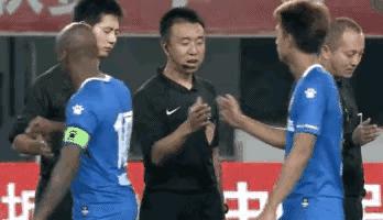 世界足球搞笑集锦top100,国外足球搞笑集锦