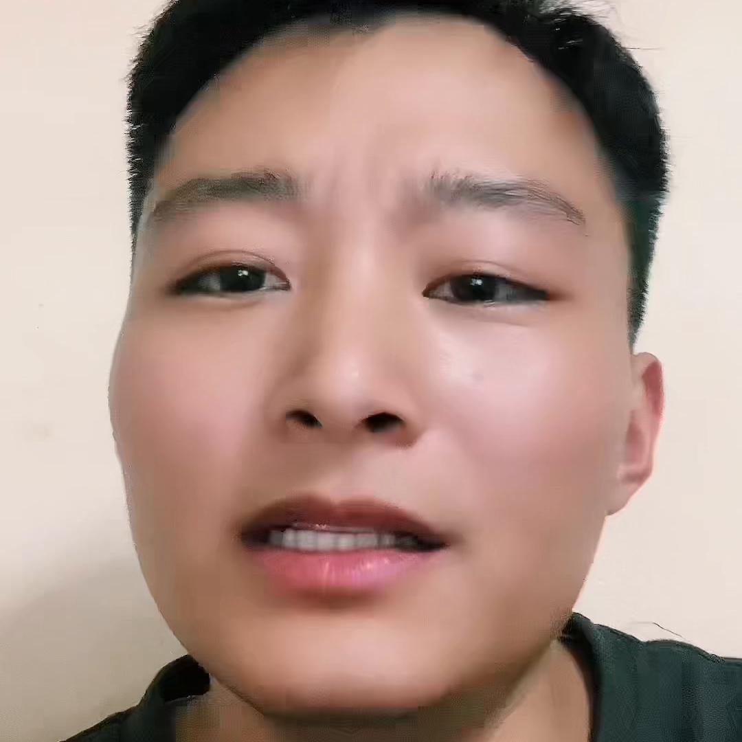 狗狗一摸就漏尿是怎么回事,狗狗一激动就漏尿