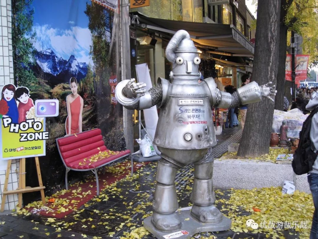 夜晚漫步韩国首尔明洞,成都往事155