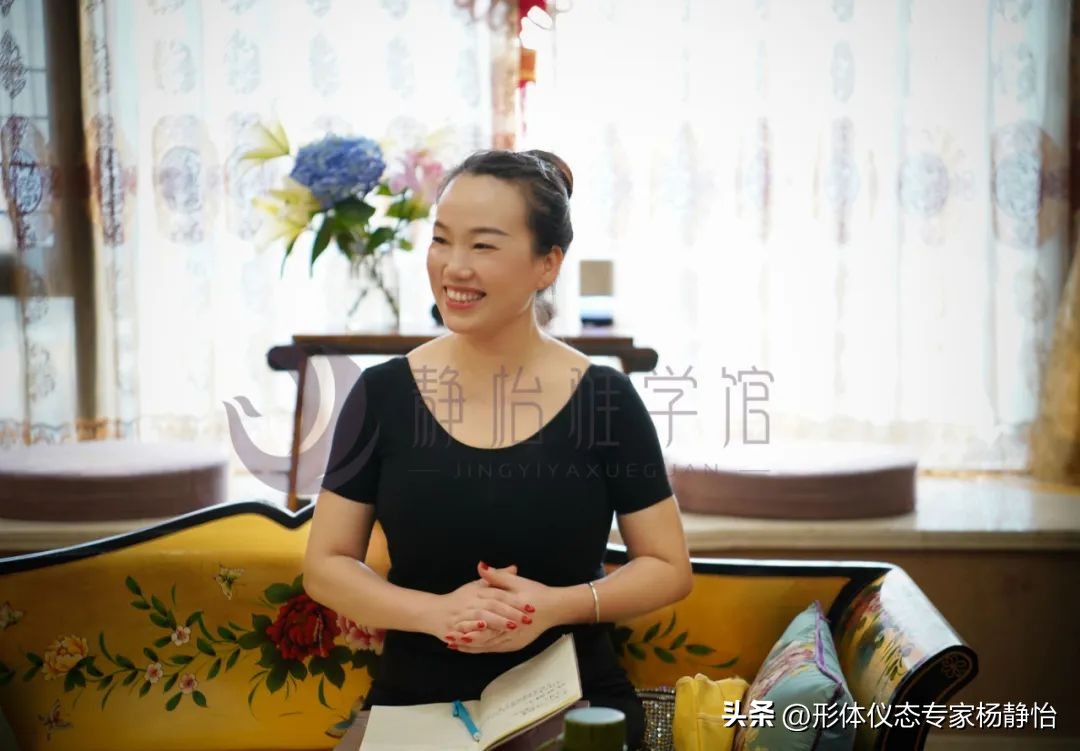 怎么走出又帅又飒的走姿,怎样的走姿有内涵