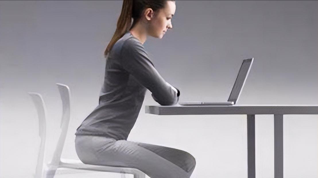 妇女外阴瘙痒是什么原因引起的,女士外阴瘙痒是什么原因引起的