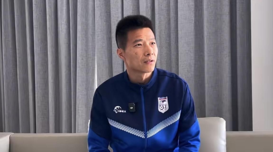 大连不当中甲小霸王，不冲超留不住毛伟杰，李国旭斗法扬科维奇