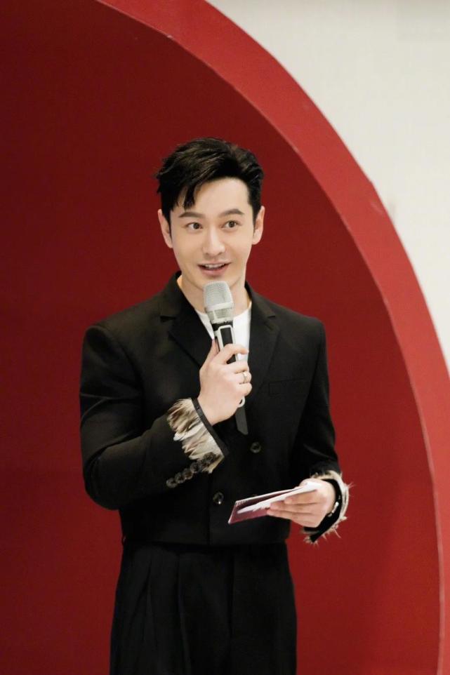 历年娱乐圈重大事件,张艺谋于和伟刘德华